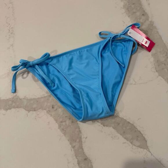 Xhilaration NWT String Bikini Bottoms Women's Medium Light Blue Cheeky Hipster - Picture 1 of 5